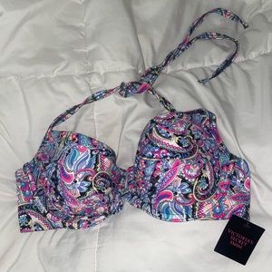 NWT Paisley Print Bikini Top
